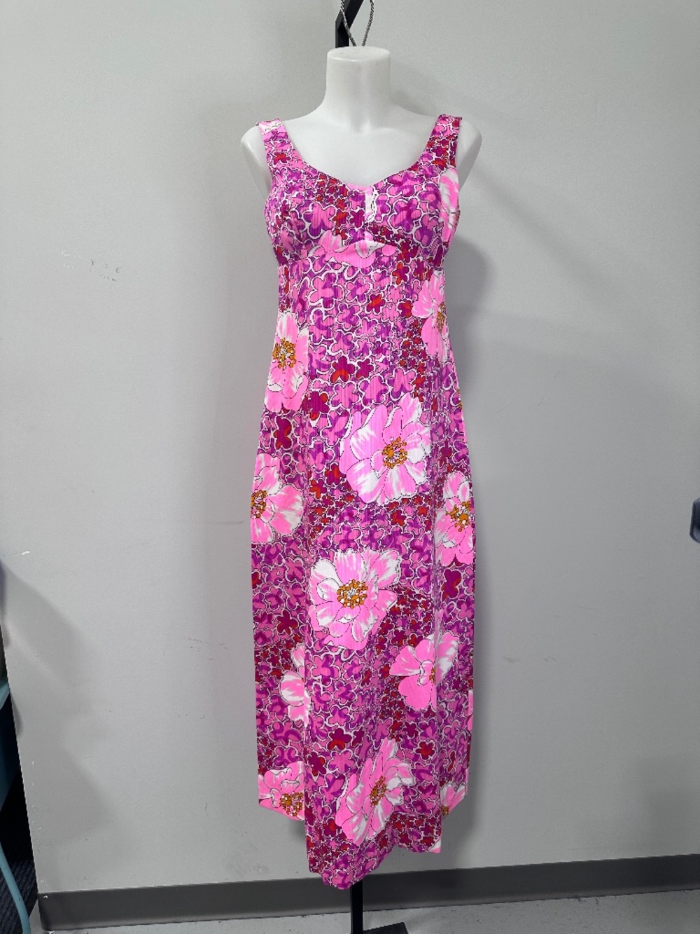 VINTAGE 1960s floral sleeveless dress